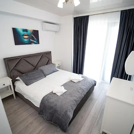 509 B2 Almar Luxury Residence-Renting Apartments & Free Pool Apartment *