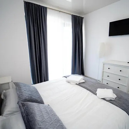 509 B2 Almar Luxury Residence-renting & Free Pool Apartmán