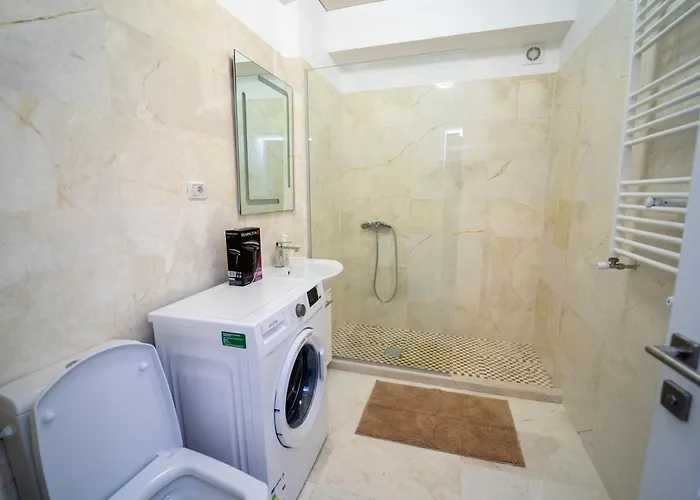 509 B2 Almar Luxury Residence-renting & Free Pool *